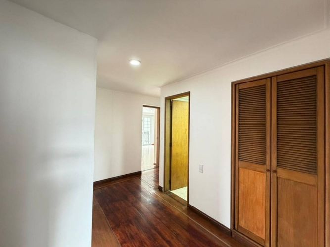 Apartamento de 4 alcobas en arriendo en Las Acacias, Medellín, 170 m² · foto 18 de 24