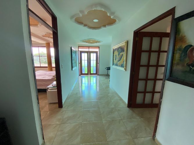 Casa de 3 alcobas en venta en Campo Alegre, Cali, 640 m² · foto 5 de 24