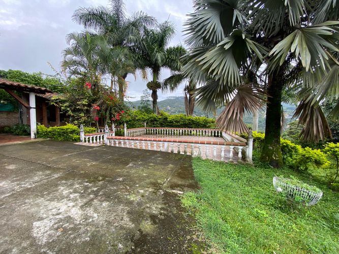 Casa de 3 alcobas en venta en Campo Alegre, Cali, 640 m² · foto 11 de 24