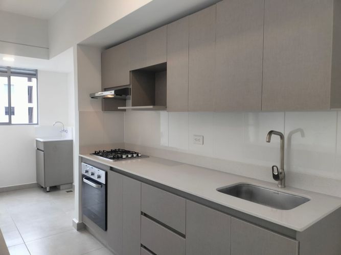Apartamento de 3 alcobas en arriendo en Otraparte, Envigado, 91 m² · foto 4 de 17