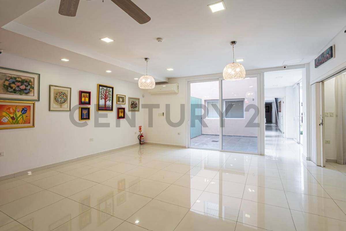 Casa en venta en Lambaré — foto 2