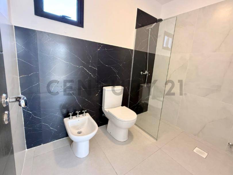 Duplex minimalista en Alquiler- Luque Laurelty — foto 2