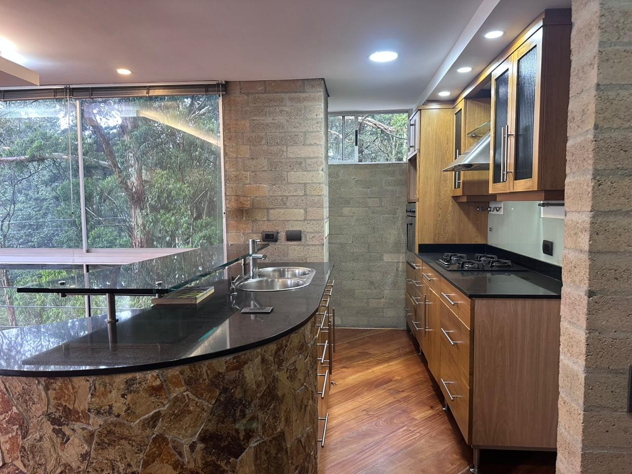 Apartamento en arriendo en El Poblado, Medellín · foto 13 de 18