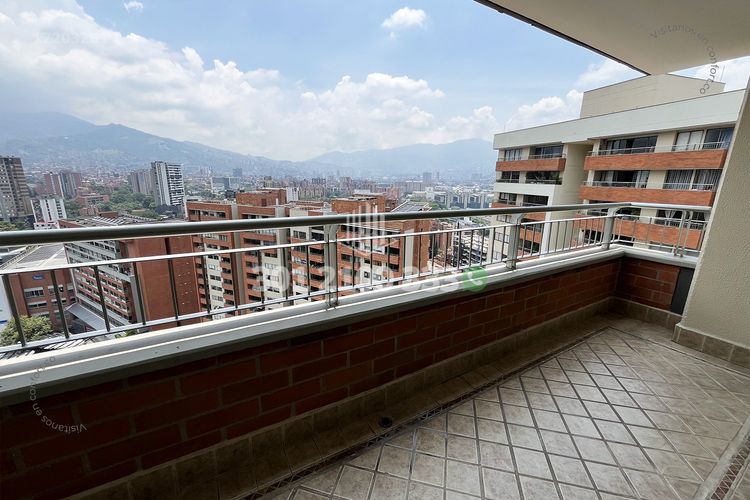 Apartamento de 3 alcobas en arriendo en Santa Maria De Los Angeles, Medellín, 107 m² · foto 9 de 24
