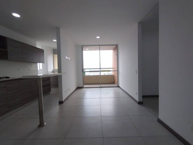 Apartamento de 3 alcobas en arriendo en Vereda Maria Auxiliadora, Sabaneta, 85 m² · foto 5 de 15