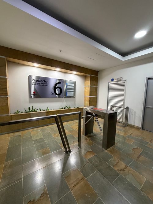 Oficina en venta en Unicentro Cali, Cali, 260 m² · foto 15 de 17
