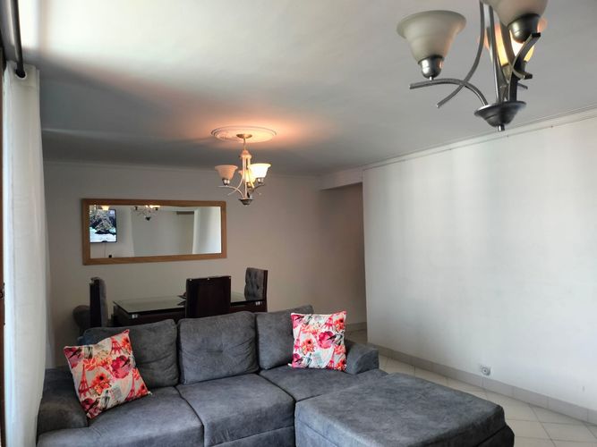 Apartamento de 3 alcobas en arriendo en El Poblado, Medellín, 93 m² · foto 2 de 18