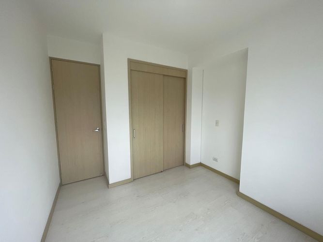 Apartamento de 3 alcobas en arriendo en Loma Del Escobero, Envigado, 116 m² · foto 14 de 15