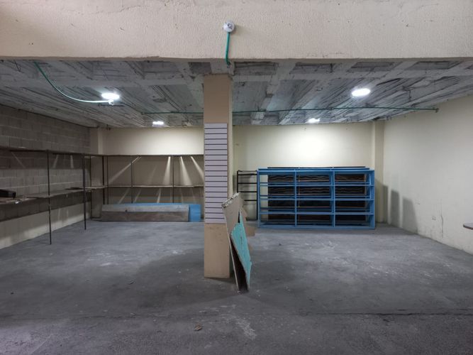 Bodega en venta en Centro, Montería, 300 m² · foto 4 de 13