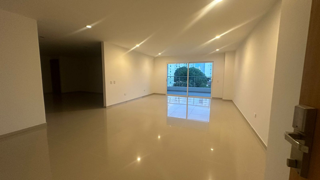 Apartamento en venta en El Recreo, Montería · foto 2 de 17
