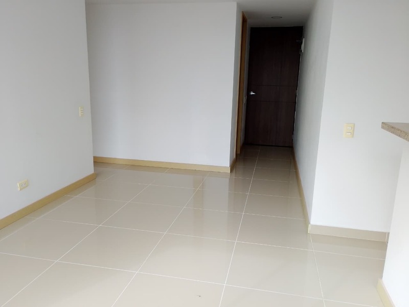 Apartamento en arriendo en San Antonio De Pereira, Medellín · foto 2 de 14