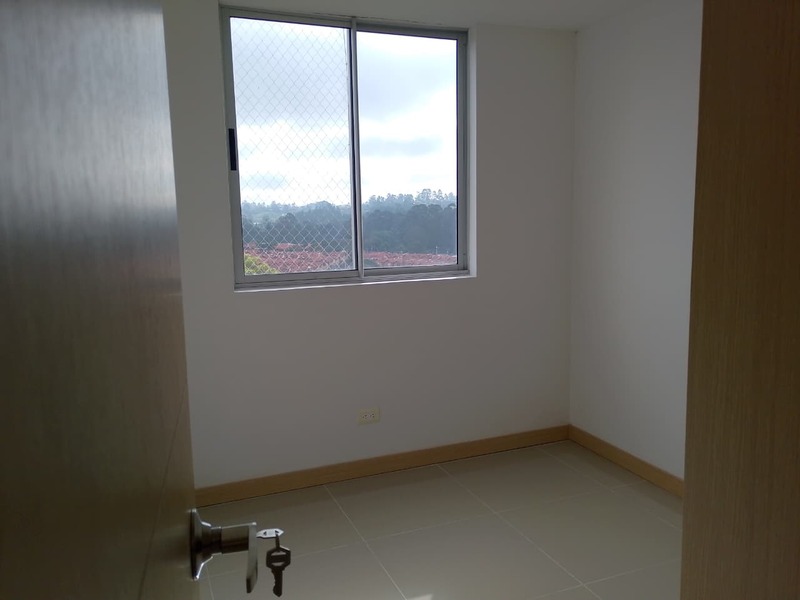 Apartamento en arriendo en San Antonio De Pereira, Medellín · foto 9 de 14