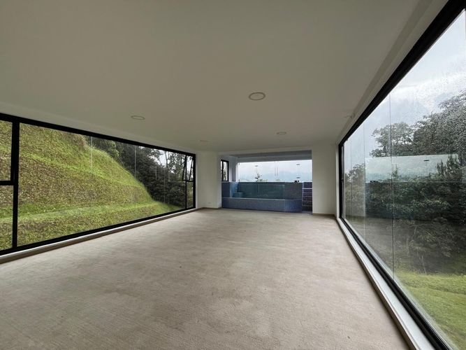 Casa de 3 alcobas en venta en Loma Del Chocho, Envigado, 540 m² · foto 16 de 19