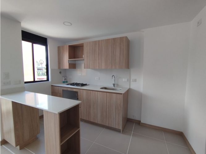 Apartamento de 2 alcobas en arriendo en La Ceja, 70 m² · foto 3 de 19