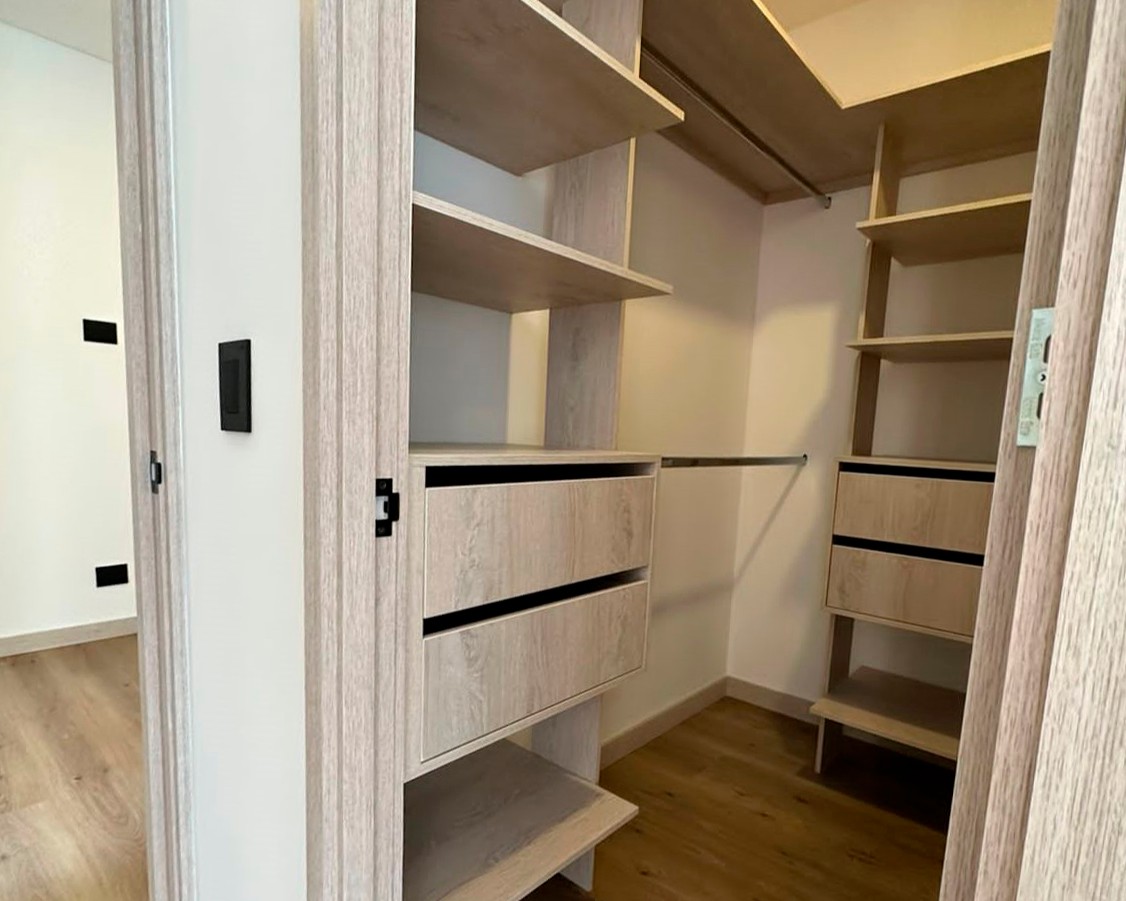 Apartamento en venta en Loma Del Esmeraldal, Envigado · foto 8 de 10