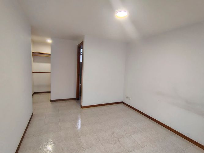 Apartamento de 3 alcobas en venta en El Poblado, Medellín, 85 m² · foto 2 de 15