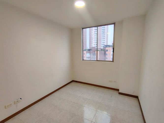 Apartamento de 3 alcobas en venta en El Poblado, Medellín, 85 m² · foto 10 de 15