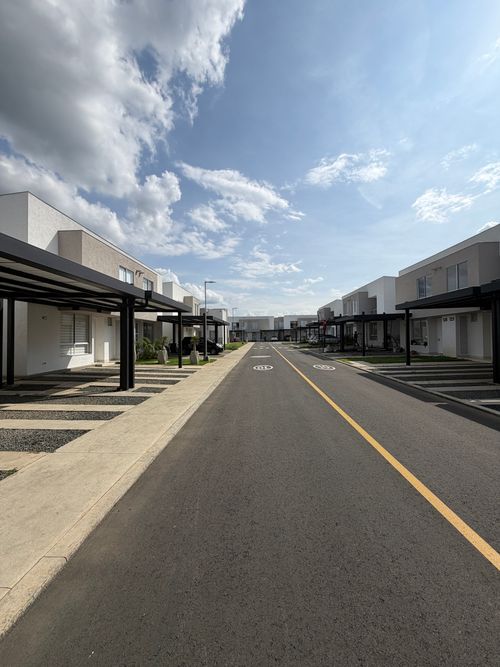 Casa de 3 alcobas en venta en Peon, Jamundí, 244 m² · foto 17 de 24