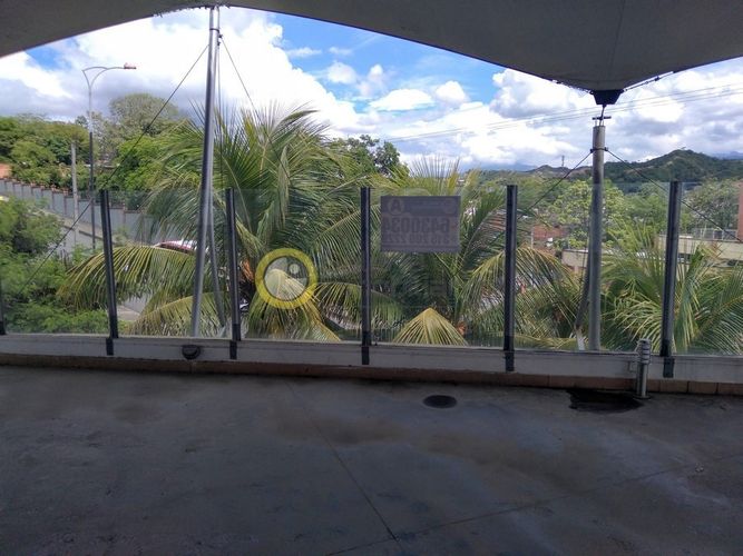 Local en arriendo en El Poblado, Girón, 195 m² · foto 6 de 13