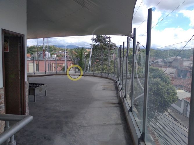 Local en arriendo en El Poblado, Girón, 195 m² · foto 8 de 13