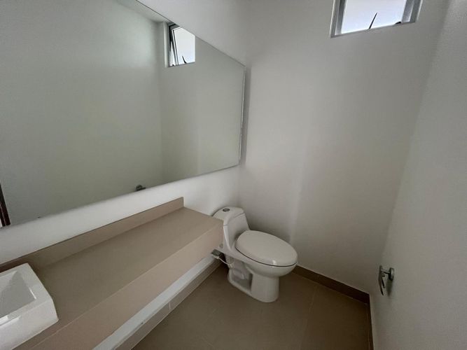 Casa de 3 alcobas en venta en Alfaguara, Jamundí, 244 m² · foto 8 de 24