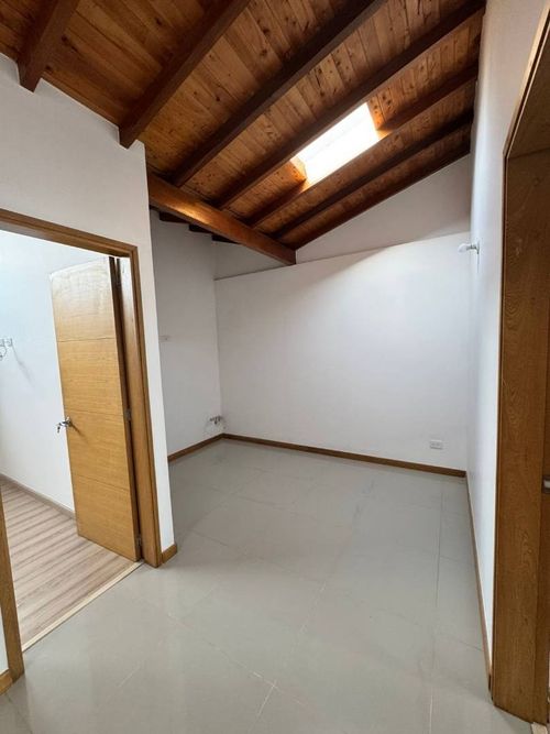 Casa de 3 alcobas en venta en San Antonio De Pereira, Rionegro, 165 m² · foto 15 de 16