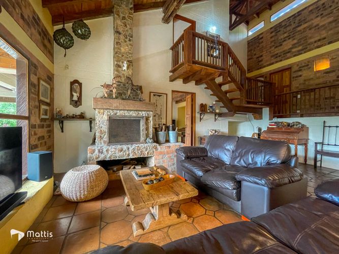 Casa de 3 alcobas en venta en Caqueta, La Estrella, 320 m² · foto 11 de 22