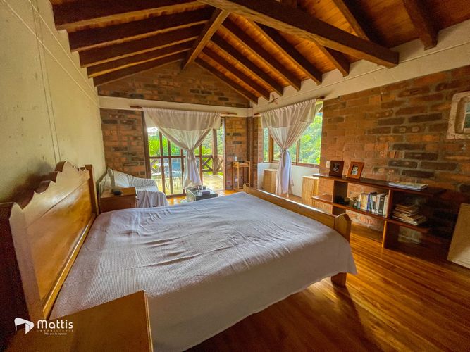 Casa de 3 alcobas en venta en Caqueta, La Estrella, 320 m² · foto 20 de 22
