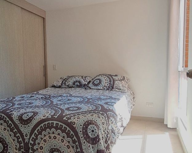 Apartamento de 3 alcobas en venta en Loma De Los Bernal, Envigado, 67 m² · foto 7 de 11