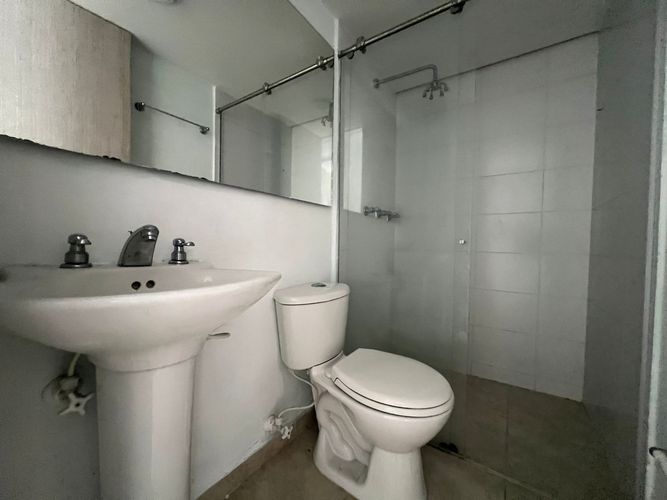 Apartamento de 3 alcobas en venta en Loma De Los Bernal, Envigado, 67 m² · foto 11 de 11