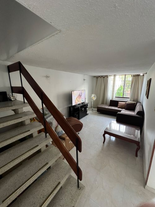 Casa de 5 alcobas en venta en Alamos, Cali, 125 m² · foto 16 de 24