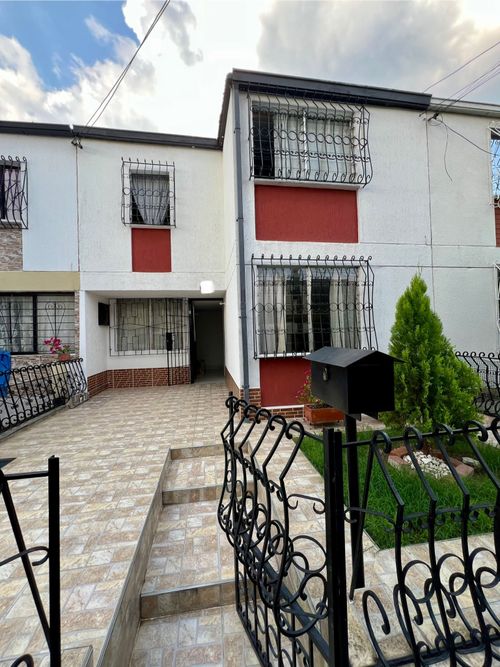 Casa de 5 alcobas en venta en Alamos, Cali, 125 m² · foto 15 de 24