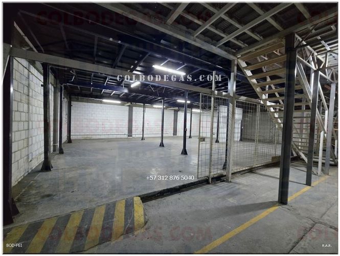 Bodega en venta en Los Guaduales, Dosquebradas, 2800 m² · foto 2 de 19