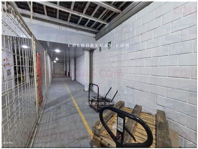 Bodega en venta en Los Guaduales, Dosquebradas, 2800 m² · foto 4 de 19