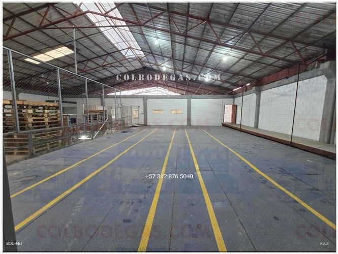 Bodega en venta en Los Guaduales, Dosquebradas, 2800 m² · foto 10 de 19
