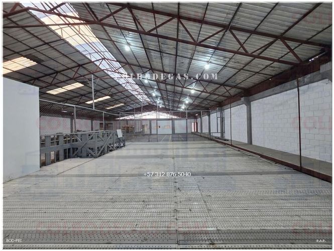 Bodega en venta en Los Guaduales, Dosquebradas, 2800 m² · foto 14 de 19