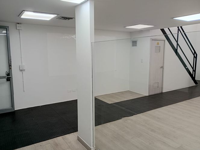 Local en arriendo en El Poblado, Medellín, 94 m² · foto 8 de 18