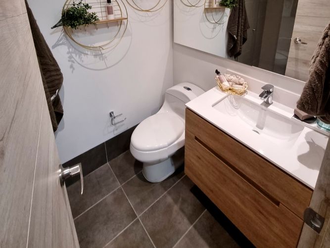 Apartamento de 2 alcobas en venta en El Poblado, Medellín, 87 m² · foto 8 de 8