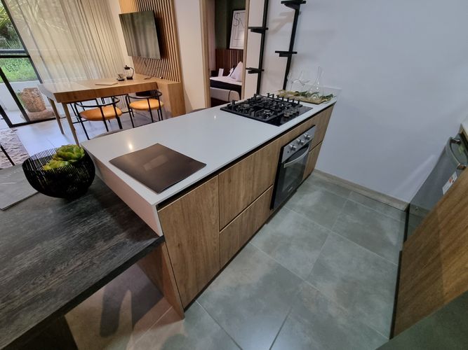 Apartamento de 2 alcobas en venta en El Poblado, Medellín, 87 m² · foto 4 de 8