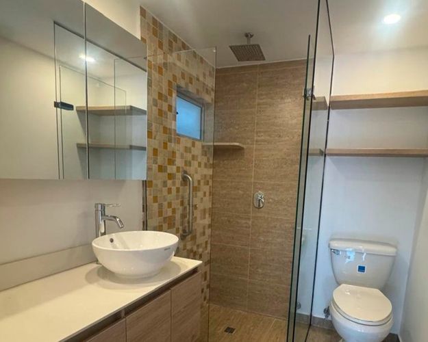 Apartamento de 2 alcobas en venta en Castropol, Medellín, 97 m² · foto 9 de 10