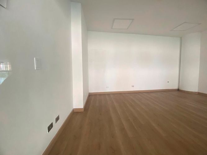 Local en arriendo en La Pradera, Envigado, 30 m² · foto 5 de 5