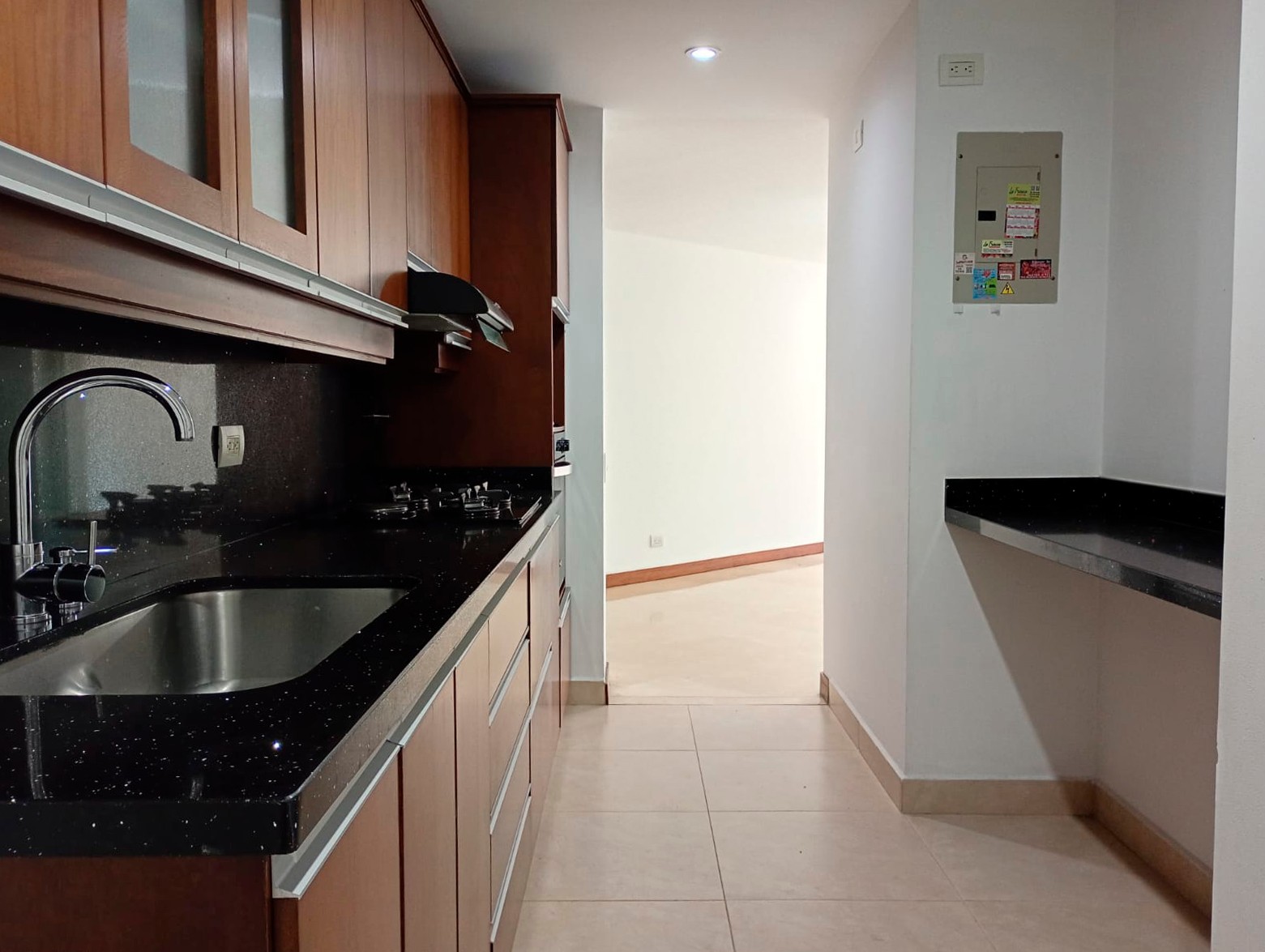 Apartamento en arriendo en Laureles, Medellín · foto 4 de 15