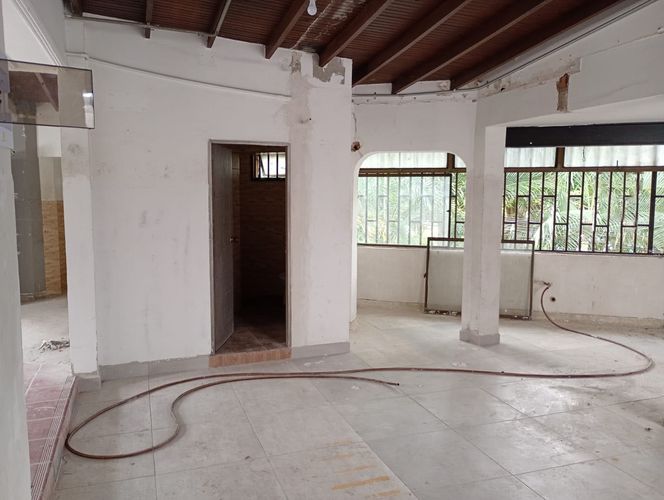 Oficina en arriendo en Laureles, Medellín, 217 m² · foto 10 de 13