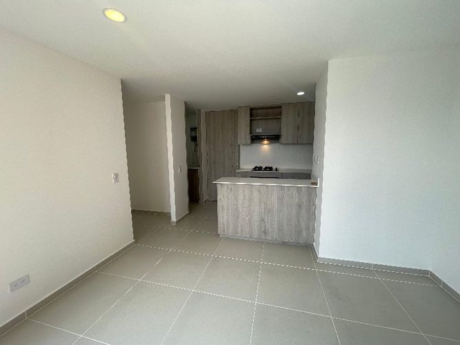 Apartamento de 3 alcobas en venta en Glorieta Pilsen, Itagüí, 65 m² · foto 4 de 16