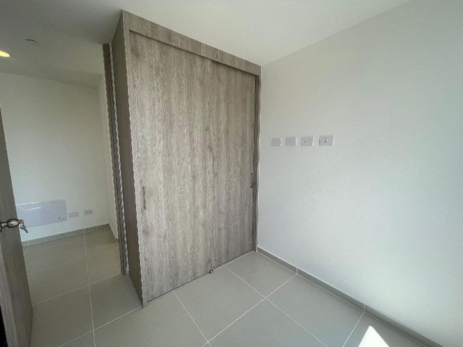 Apartamento de 3 alcobas en venta en Glorieta Pilsen, Itagüí, 65 m² · foto 10 de 16