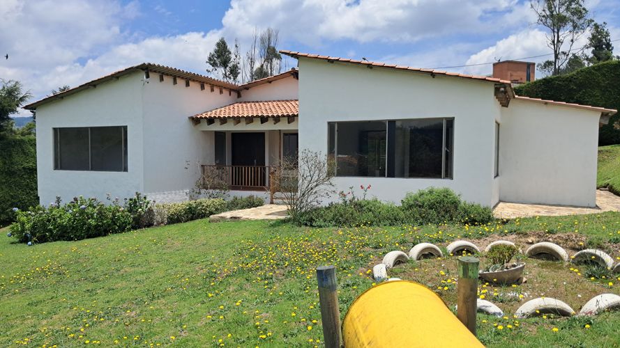 Casa de 4 alcobas en arriendo en El Salitre, La Calera, 260 m² · foto 20 de 20