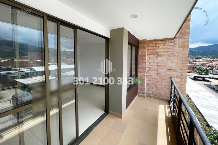 Apartamento de 3 alcobas en venta en La Ceja, 70 m² · foto 6 de 22