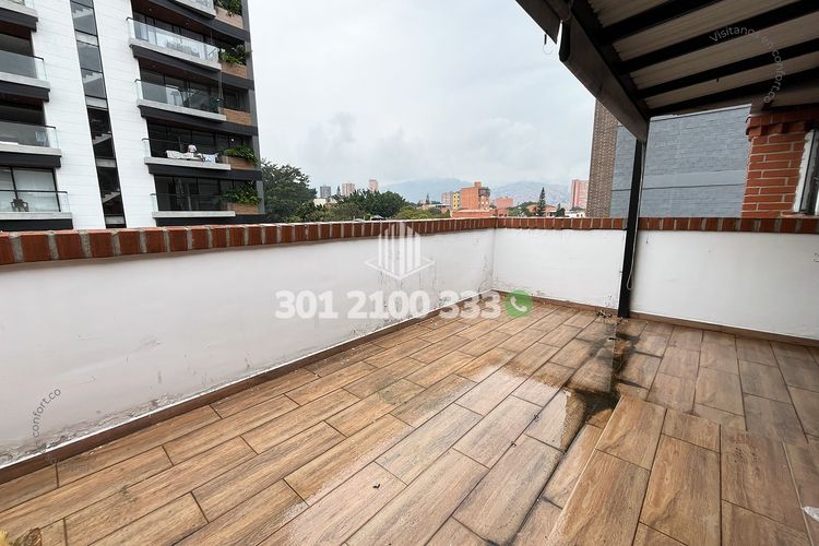 Apartamento de 4 alcobas en arriendo en La Castellana, Medellín, 260 m² · foto 22 de 24