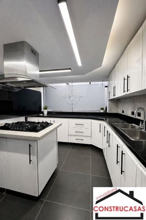 Local en arriendo en El Velodromo, Medellín, 13 m² · foto 2 de 11