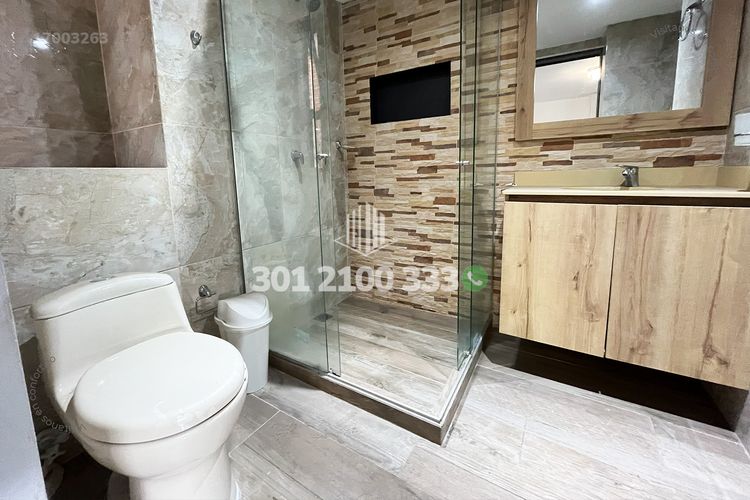 Apartamento de 4 alcobas en arriendo en La Castellana, Medellín, 260 m² · foto 21 de 24